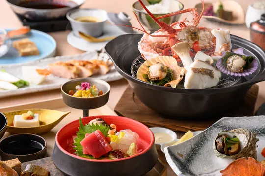 公式サイトより：nemuresortの海コースの食事画像